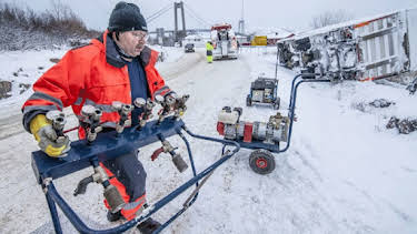 12:00 AM: Ice Road Rescue | Nat Geo Wild | 3/13 2026