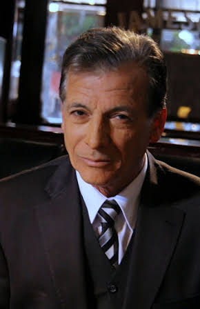 Gerardo Romano as 