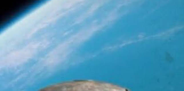 04:31: Extraterrestres. Ellos están entre nosotros: OVNIs en España, la última gran oleada | Discovery Max | 3/6 2026