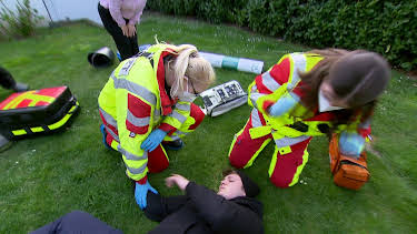 15:00: SOS - Retter im Einsatz (S1 E27) (S1) | RTL 2 | 11/5 2026