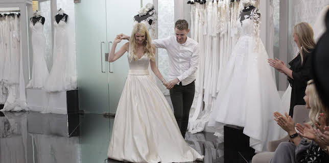 06:00: Say Yes to the Dress UK (S4 E23) (S4) | TLC | 11/23 2025