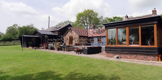 04:00: En plats på landet (S31 E37) (S31) | TV8 | 2/25 2026