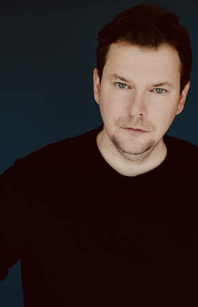 Steve Arbuckle as 