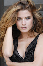 Giulia Gorietti as Sabrina