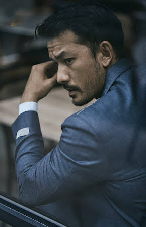 Rio Dewanto as 