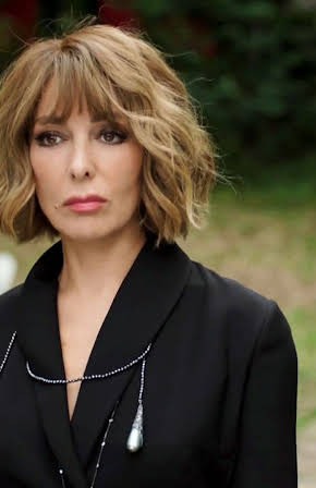 Zerrin Tekindor as 