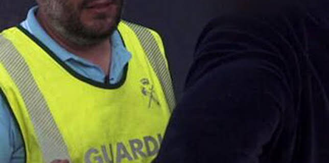 19:38: Control de fronteras: España: Episodio 1 | Discovery Max | 12/25 2025