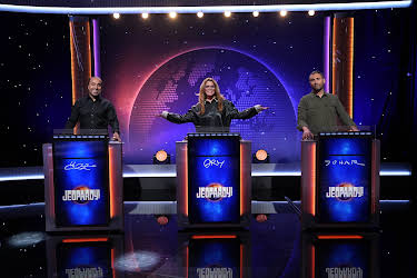 04:35: Jeopardy! (S6 E2) (S6) | Kanal 5 | 5/14 2026
