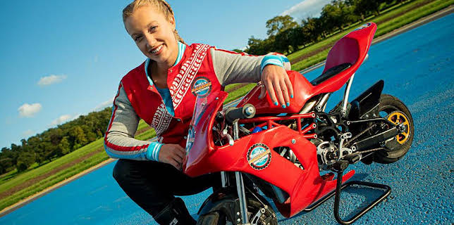 12:45 PM: Grace's Amazing Machines (S2) | Cbeebies | 11/14 2025