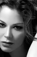 Naike Rivelli as 