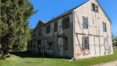 9:00 PM: Abandoned Engineering (S15 E5) (S15) | Yesterday | 12/24 2025