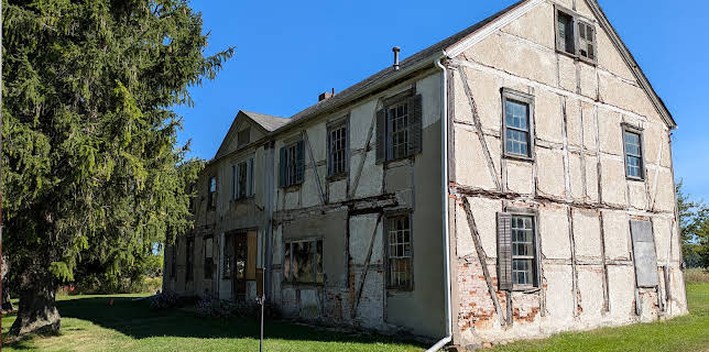 8:00 PM: Abandoned Engineering (S15 E5) (S15) | Yesterday | 12/24 2025