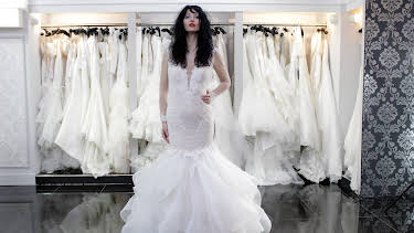 06:00: Say Yes to the Dress UK (S2 E21) (S2) | TLC | 4/11 2026