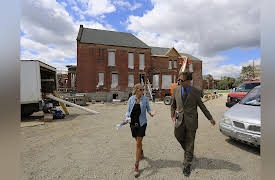 Rehab Addict: Detroit, Season 1: A Jeweled Turret