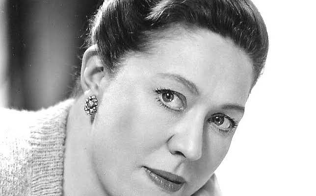 Peggy Mount