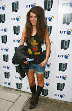 Nathalie Lunghi as Charlie 
  
  
  (as Natalie Lunghi)