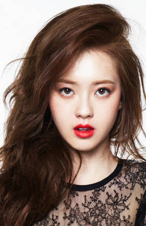 Go Ara as 