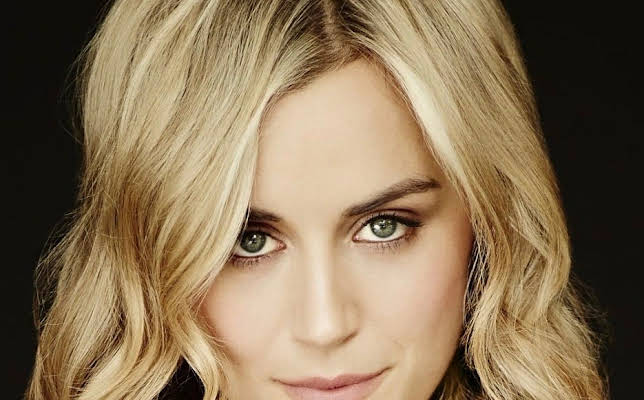 Taylor Schilling