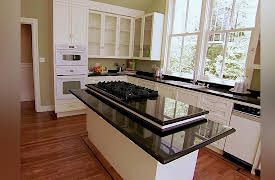 House Hunters: Million Dollar Budgets Volume 1: Finding the Old and New