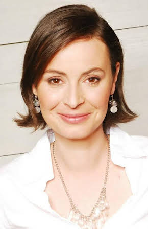 Lenka Vlasáková as 