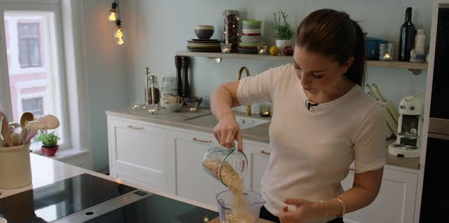 06:00: Idas Fristelser (S3 E9) (S3) | TV8 | 2/16 2026