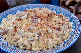 Delicious Miss Brown, Season 1: Family Reunion