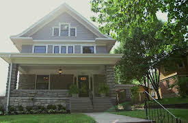 Bargain Mansions, Season 1: Book Lamps and Bubble Glass