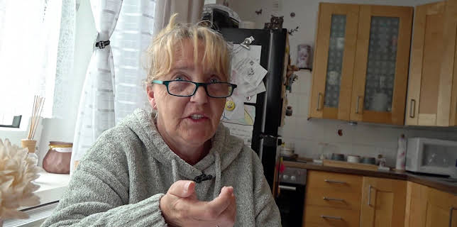 16:05: Hartz und herzlich - Tag für Tag Benz-Baracken | RTL 2 | 12/8 2025