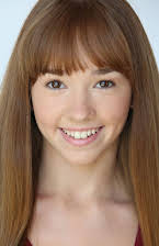 Holly Taylor som 