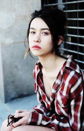 Greta Fernández as 