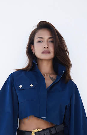 Samantha Richelle as 