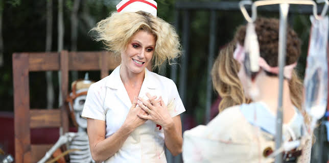 11:30 AM: Modern Family | E4 | 11/28 2025