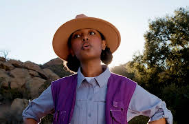 T-Rex Ranch: Park Ranger Bella As Ridley Jones