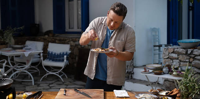 16:30: Jamie Cooks the Mediterranean (S1 E1) (S1) | TV8 | 1/11 2026