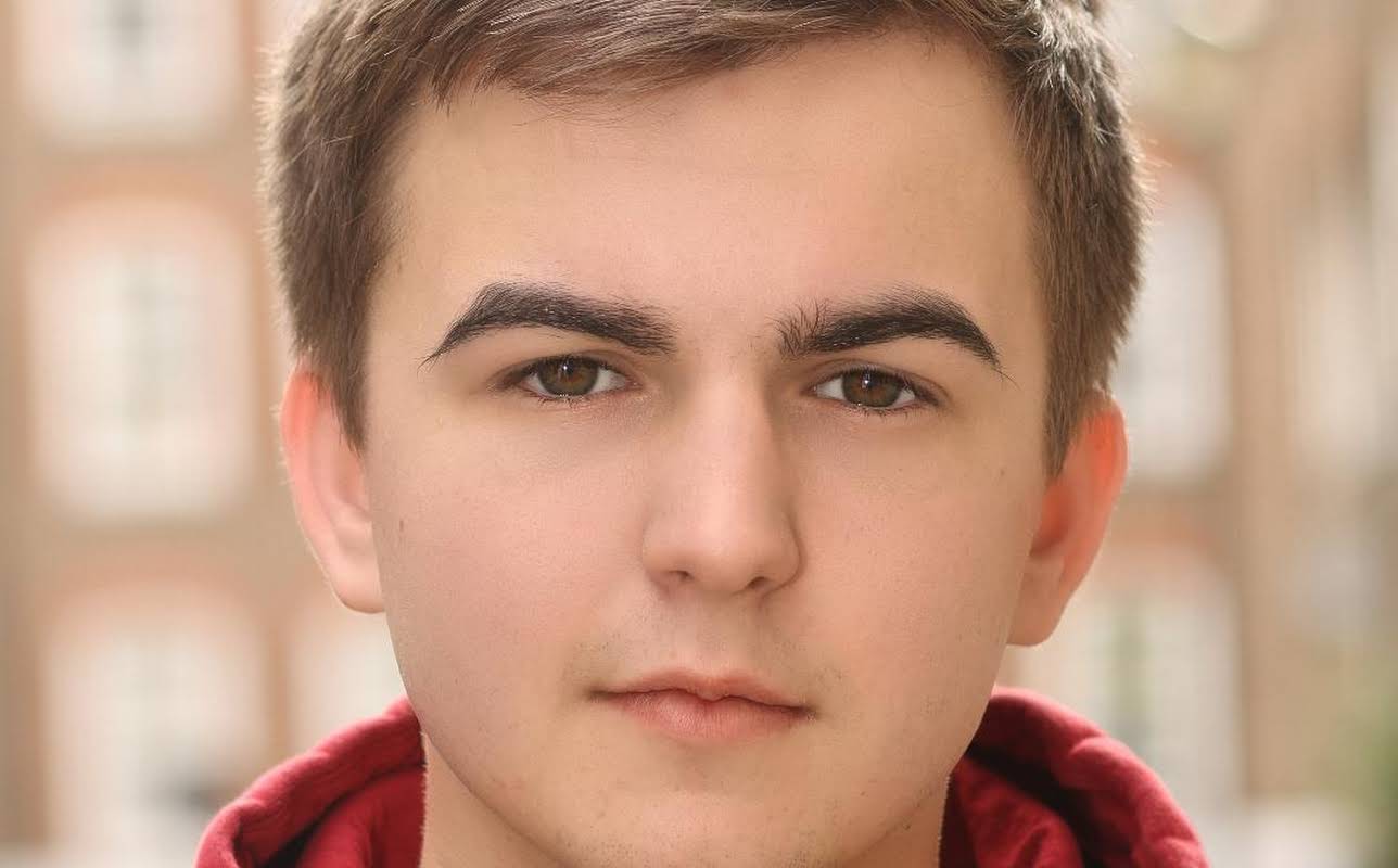 Charlie Eales