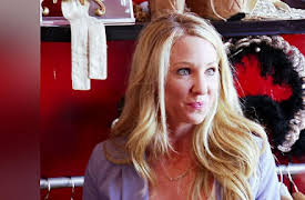 David Tutera Unveiled Season 1: Nik and Shayne's Immaculate Reception