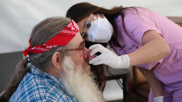 14:25: Dr. Pimple Popper (S3 E18) (S3) | TLC | 5/4 2026