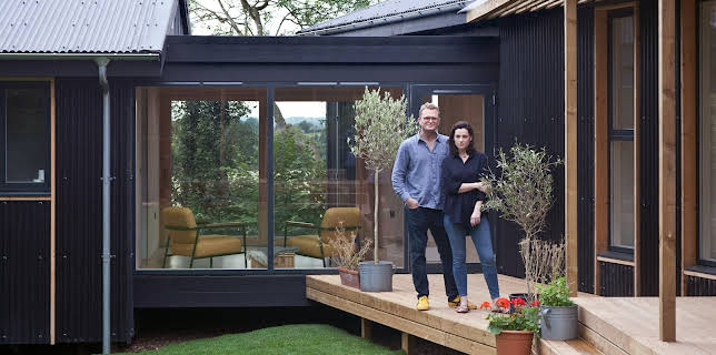 7:55 PM: Grand Designs | More 4 | 12/17 2025