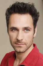 Raoul Bova som 