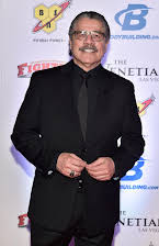 Jacob 'Stitch' Duran som Stitch