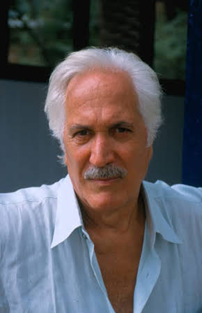 Federico Luppi as 