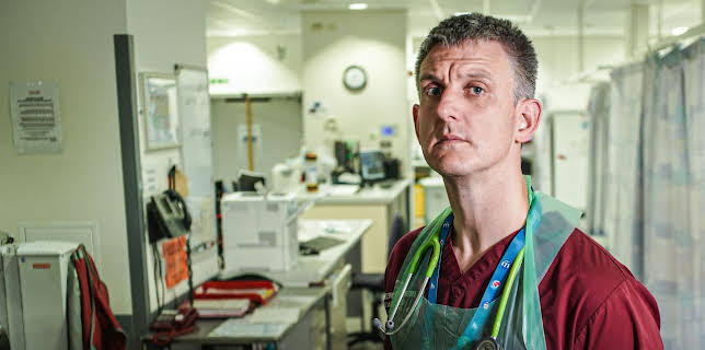 9:00 PM: 999: Critical Condition (S2 E6) (S2) | 5 Star | 1/16 2026