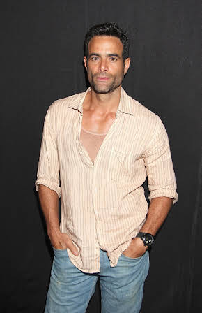 Luis Roberto Guzmán as 