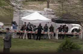 The Following: The Complete First Season: Pilot