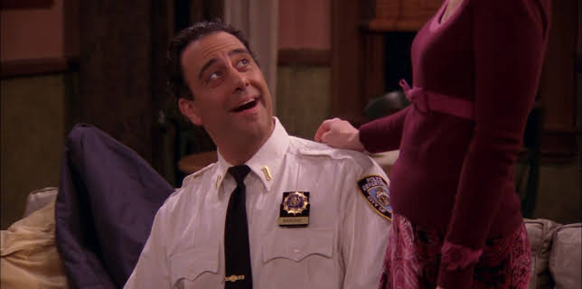 14:55: Alle elsker Raymond (S8 E18) (S8) | TV3 | 1/2 2026