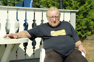 18:30: Ja vi elsker camping (S5 E2) (S5) | FEM | 4/13 2026