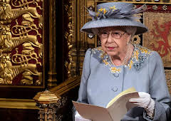 2021: The Queen's Terrible Year