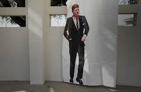 The Whole Story With Anderson Cooper, Season 1: Waiting For JFK: Report From The Fringe