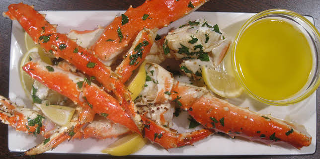 06:00: Kitchen Boss (S1 E16) (S1) | TLC | 12/16 2025