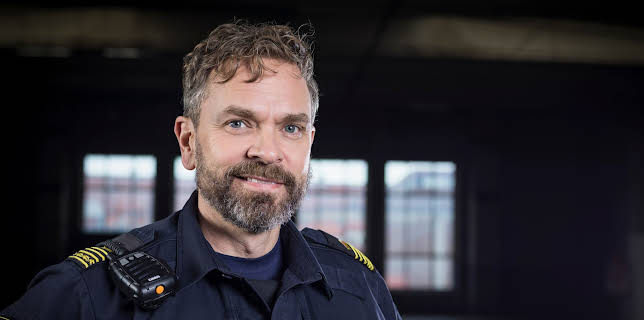 00:20: Thin Blue Line | ZDFneo | 3/21 2026